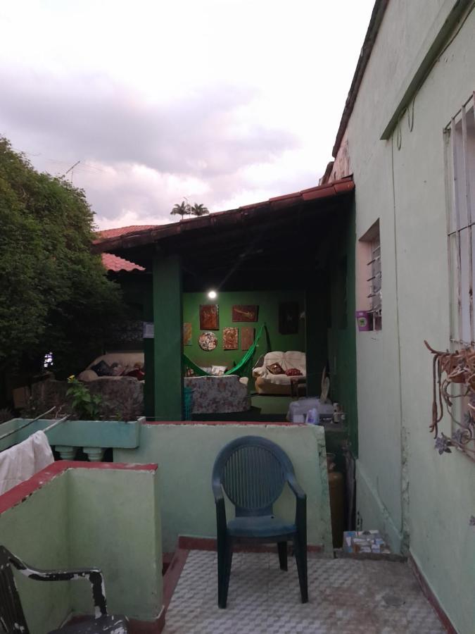 Hospedagem jabuticaba Belo Horizonte Exterior foto